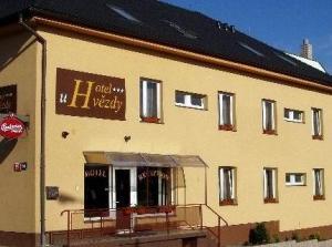 Hotel U Hvezdy Prag Exteriör bild