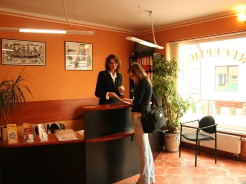 Hotel U Hvezdy Prag Exteriör bild